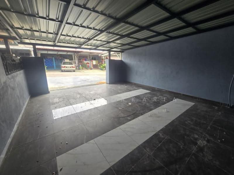 1-storey Terraced House for Sale in Taman Kelab Tuanku (Rantau) - Deeja Zakaria - Exterior - PropertyGuru.com.my
