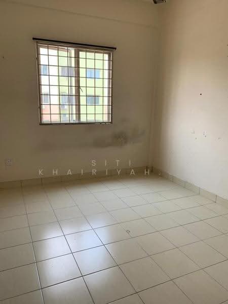 Apartment for Sale at Pangsapuri Seri Bintang - SITI KHAIRIYAH JAAFAR - Interior - PropertyGuru.com.my