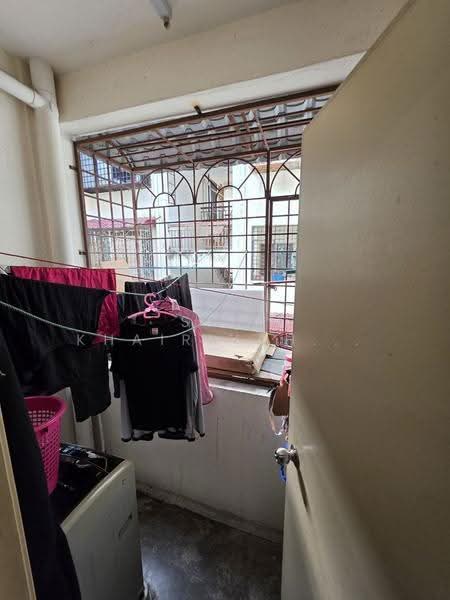 Apartment for Sale at Pangsapuri Seri Bintang - SITI KHAIRIYAH JAAFAR - Balcony - PropertyGuru.com.my