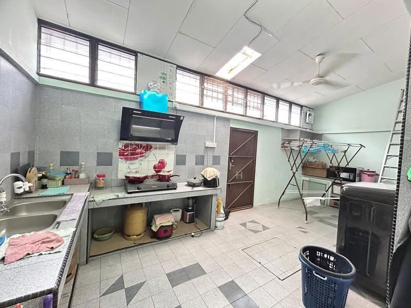 2-storey Terraced House for Rent in Ipoh (Perak) - Kelvin Chong - Kitchen - PropertyGuru.com.my