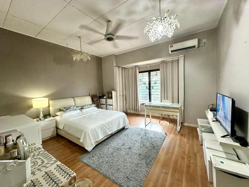 2-storey Terraced House for Sale in Alam Sari (Bangi) - Ahmad Fadlee - PropertyGuru.com.my