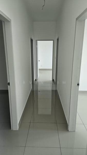 Pangsapuri untuk Disewa di PSV 1 Residences @ Platinum South Valley - Irvin Lim - Corridor - PropertyGuru.com.my