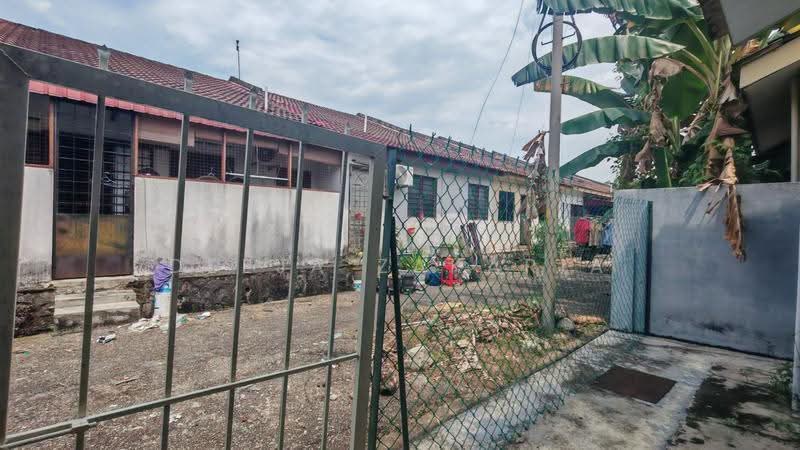 Rumah Teres untuk Dijual di Taman Intan Perdana (Si Rusa) - Deeja Zakaria - Exterior - PropertyGuru.com.my