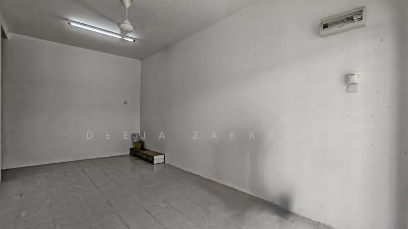 Rumah Teres untuk Dijual di Taman Intan Perdana (Si Rusa) - Deeja Zakaria - Interior - PropertyGuru.com.my