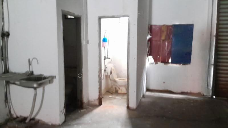 Kilang untuk Disewa di Nilai 3 (Nilai) - Chong . - PropertyGuru.com.my