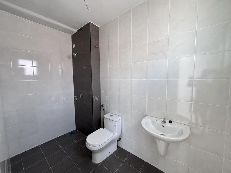 2-storey Terraced House for Rent in Pasir Gudang (Johor) - Ang Wee Meng - Bathroom - PropertyGuru.com.my