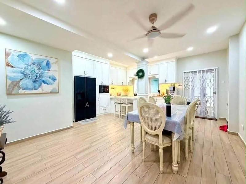 2-storey Terraced House for Sale in Mutiara Rini (Skudai) - Arif MS - Kitchen - PropertyGuru.com.my