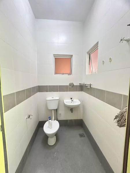 2-storey Terraced House for Rent in Taman Menglembu Impiana Adril (Menglembu) - Kelvin Chong - Bathroom - PropertyGuru.com.my