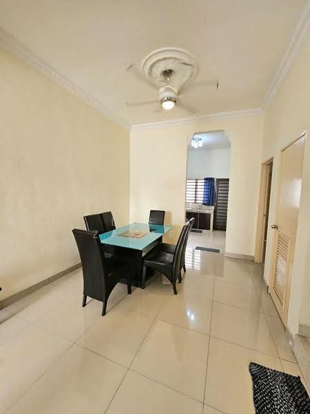 2-storey Terraced House for Sale in Forest Heights (Seremban) - Deeja Zakaria - Dining Room - PropertyGuru.com.my