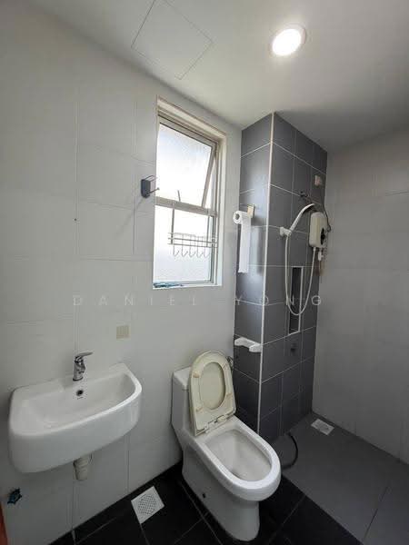 Condominium for Sale at The Aliff Residences (Alif Utama) - Daniel Yong - Bathroom - PropertyGuru.com.my