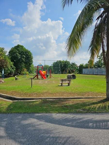 Rumah Teres untuk Dijual di Bandar Seremban Selatan (Seremban) - Deeja Zakaria - Exterior - PropertyGuru.com.my