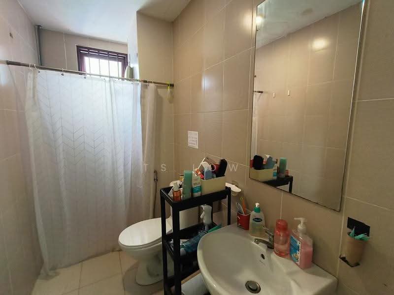 Condominium for Sale at Savanna Condominium - TS Low - Bathroom - PropertyGuru.com.my