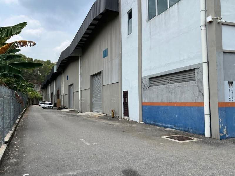 Terrace Factory for Sale in Puchong (Selangor) - CK Chin - Exterior - PropertyGuru.com.my