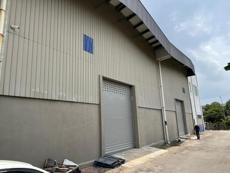 Terrace Factory for Sale in Puchong (Selangor) - CK Chin - Exterior - PropertyGuru.com.my