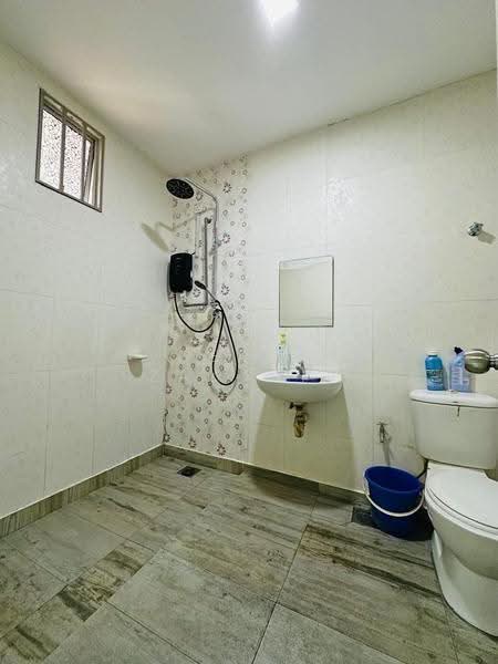 2-storey Terraced House for Sale in Bandar Warisan Puteri (Ampangan) - Deeja Zakaria - Bathroom - PropertyGuru.com.my