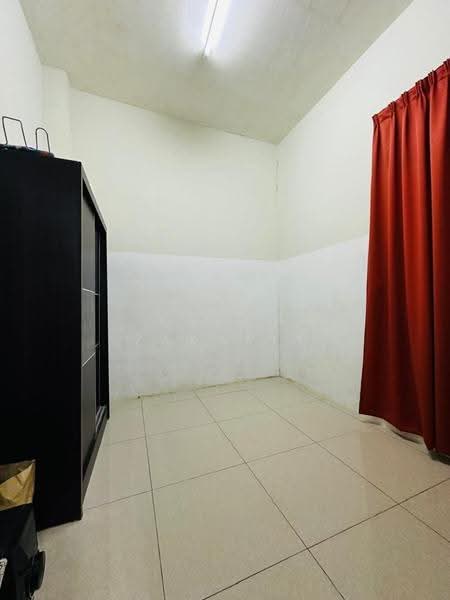 2-storey Terraced House for Sale in Bandar Warisan Puteri (Ampangan) - Deeja Zakaria - Interior - PropertyGuru.com.my