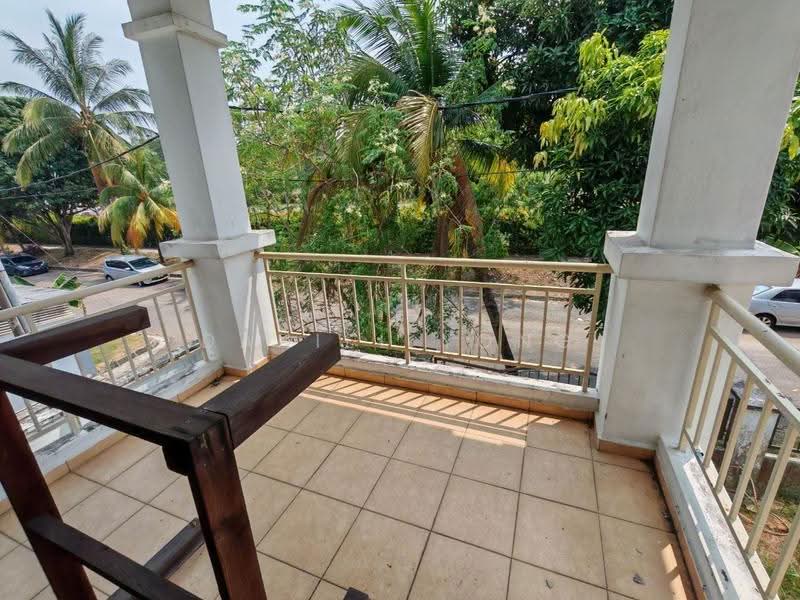 Rumah Teres 2-Tingkat untuk Dijual di Ehsan Jaya (Johor Bahru) - Daniel Yong - Balcony - PropertyGuru.com.my