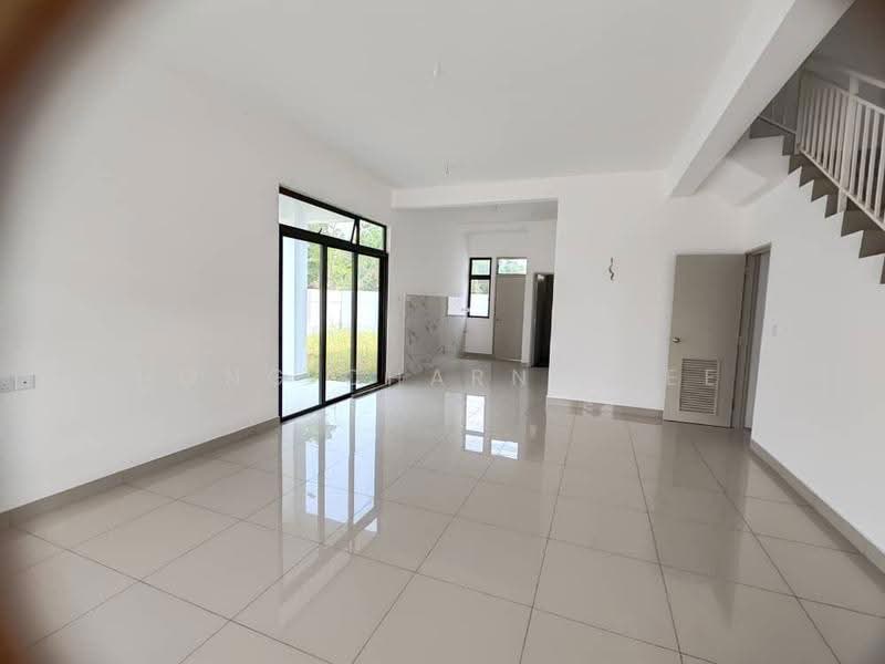 2-storey Terraced House for Rent in Johor Bahru (Johor) - Hong Charng Lee - Living Room - PropertyGuru.com.my