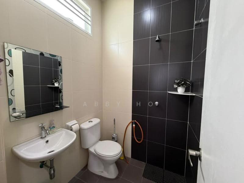 Rumah Berkembar untuk Dijual di Bukit Baru (Melaka) - Abby Ho - Bathroom - PropertyGuru.com.my