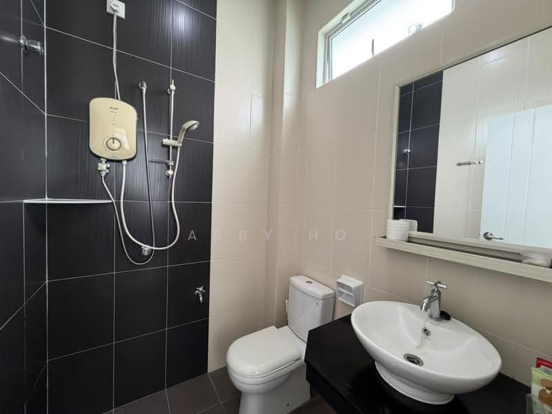 Rumah Berkembar untuk Dijual di Bukit Baru (Melaka) - Abby Ho - Bathroom - PropertyGuru.com.my