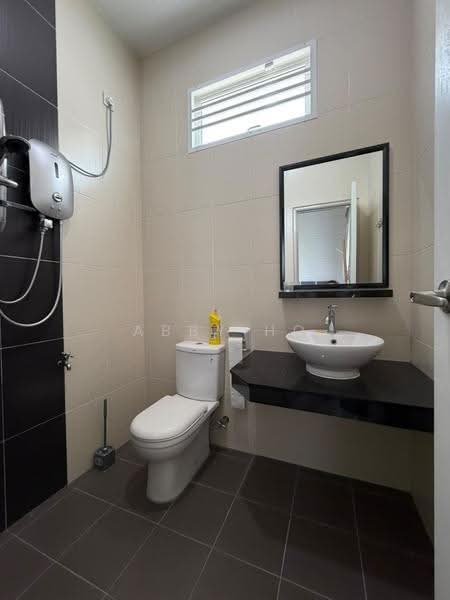 Rumah Berkembar untuk Dijual di Bukit Baru (Melaka) - Abby Ho - Bathroom - PropertyGuru.com.my