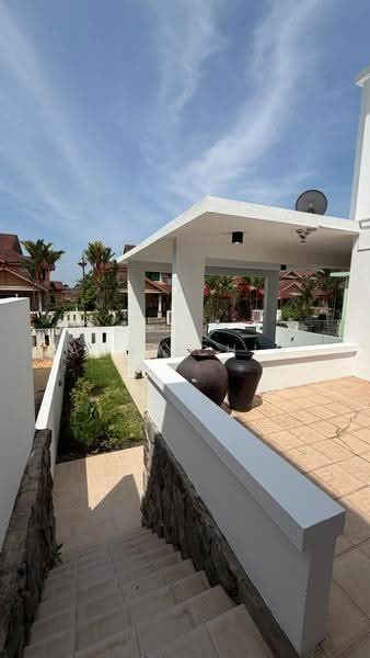 Semi-Detached House for Sale in Taman Bukit Sepangar (Kota Kinabalu) - ANNE CHIN - Exterior - PropertyGuru.com.my