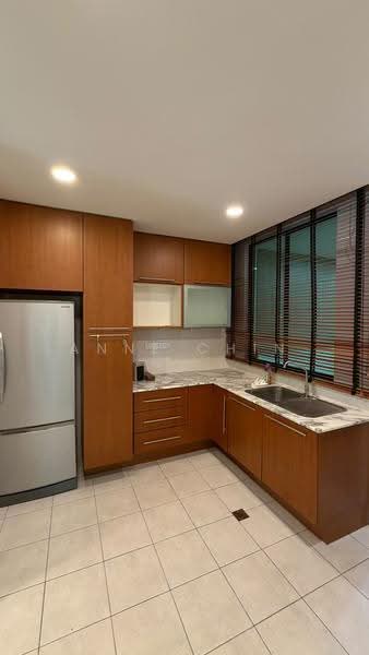 Semi-Detached House for Sale in Taman Bukit Sepangar (Kota Kinabalu) - ANNE CHIN - Kitchen - PropertyGuru.com.my