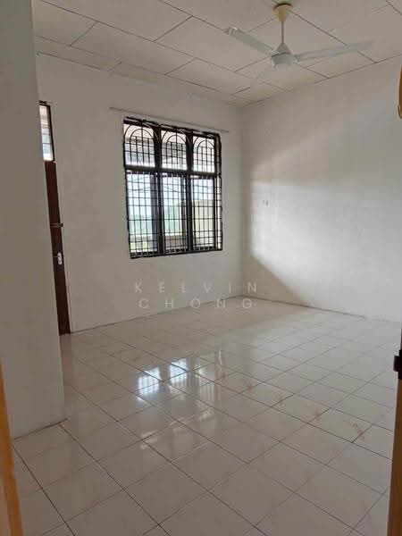 2-storey Terraced House for Rent in Taman Desa Pengkalan (Lahat) - Kelvin Chong - Interior - PropertyGuru.com.my