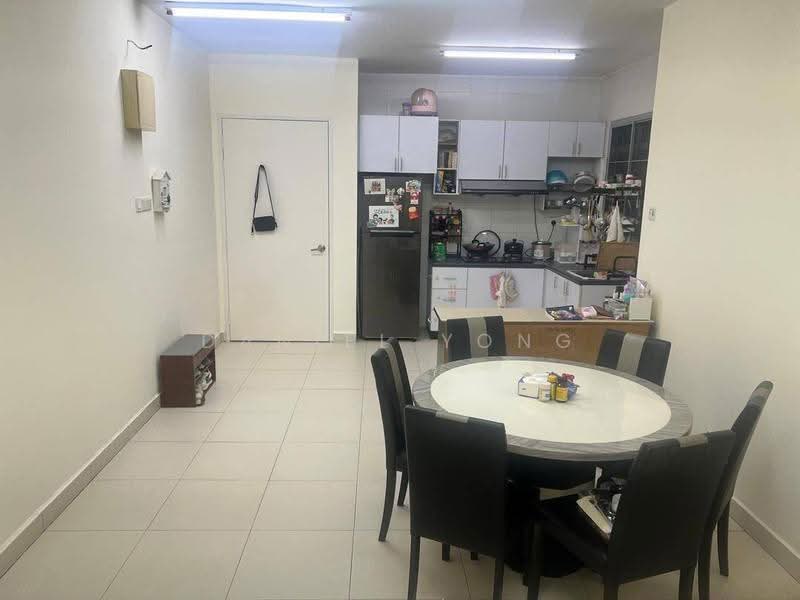 Apartment for Sale at D' Larkin Residence - Daniel Yong - Kitchen - PropertyGuru.com.my