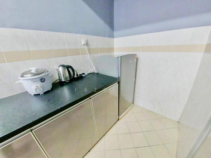 Kondominium untuk Disewa di Sri Hijau - Fazri . - Kitchen - PropertyGuru.com.my