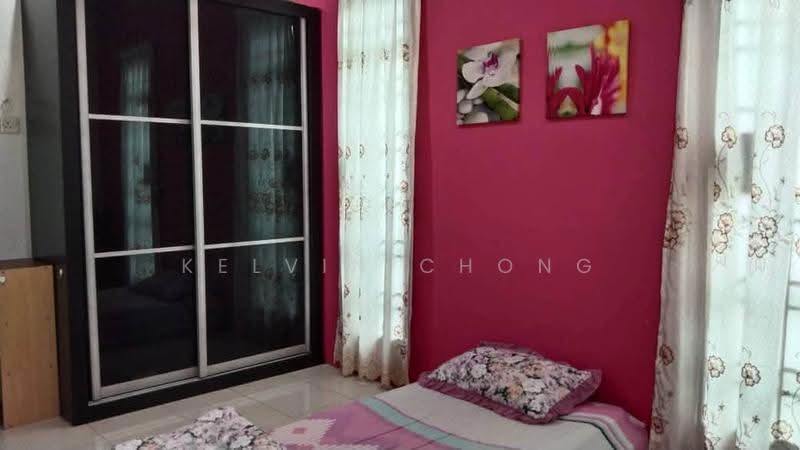 2-storey Terraced House for Rent in Taman Lapangan Hartamas (Ipoh) - Kelvin Chong - Bedroom - PropertyGuru.com.my