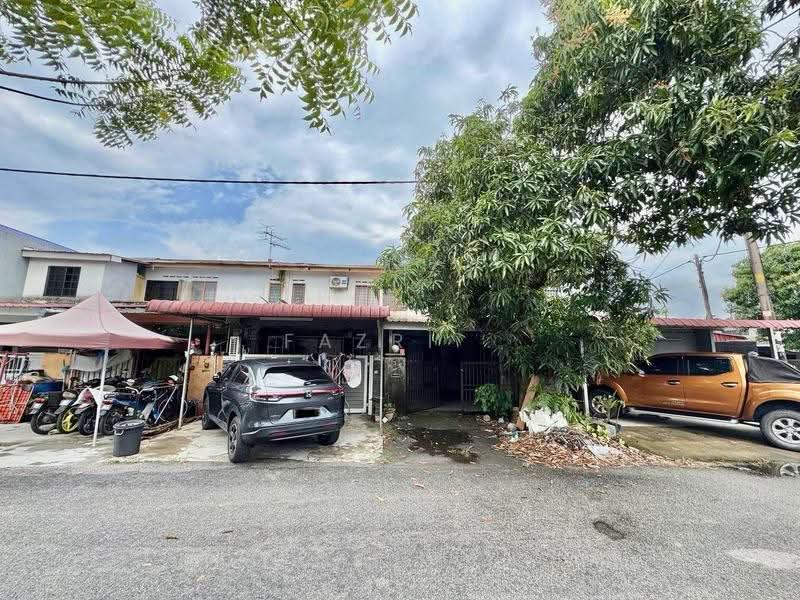 2-storey Terraced House for Sale in Taman Sri Tanjung (Semenyih) - Fazri . - Exterior - PropertyGuru.com.my
