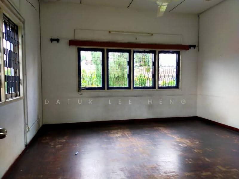 Bungalow House for Rent in Taman Chateau (Ipoh) - Datuk Lee Heng - Interior - PropertyGuru.com.my