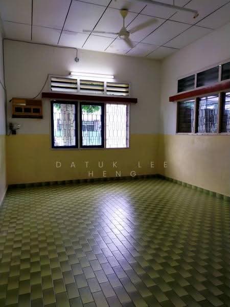 Bungalow House for Rent in Taman Chateau (Ipoh) - Datuk Lee Heng - Interior - PropertyGuru.com.my