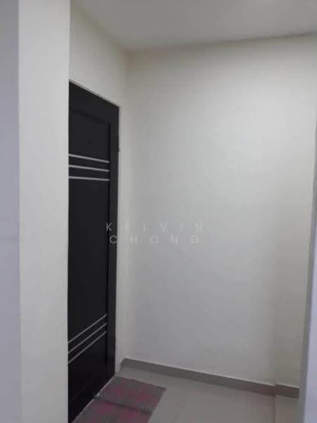 Rumah Teres 2-Tingkat untuk Disewa di Taman Sri Rapat (Ipoh) - Kelvin Chong - Entrance - PropertyGuru.com.my