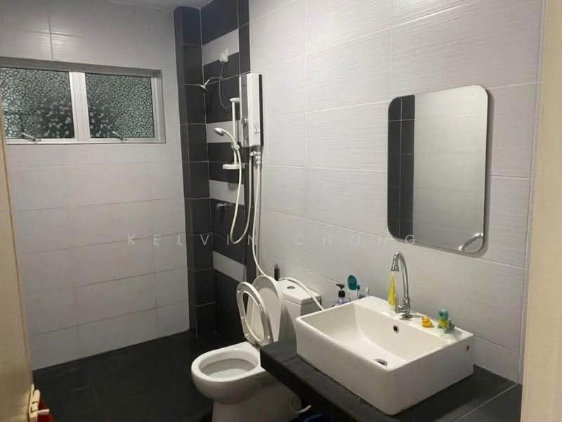 Rumah Teres 2-Tingkat untuk Disewa di Taman Sri Rapat (Ipoh) - Kelvin Chong - Bathroom - PropertyGuru.com.my