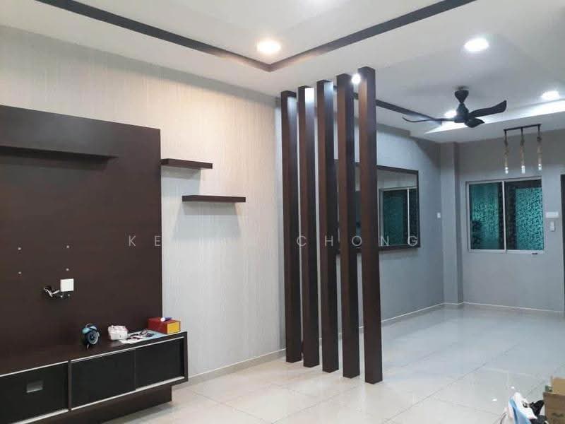 Rumah Teres 2-Tingkat untuk Disewa di Taman Sri Rapat (Ipoh) - Kelvin Chong - Living Room - PropertyGuru.com.my