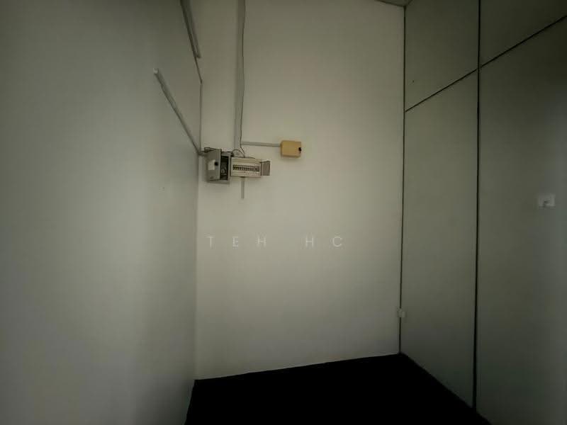 Shop for Rent in Bukit Katil (Melaka) - Teh HC - Interior - PropertyGuru.com.my