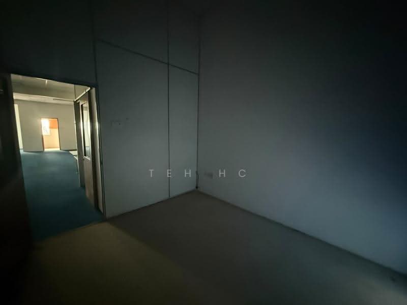 Shop for Rent in Bukit Katil (Melaka) - Teh HC - Interior - PropertyGuru.com.my