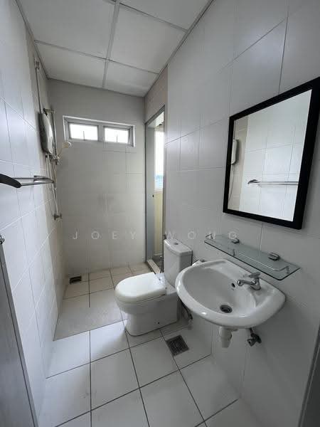 Condominium for Sale at The Wharf Residence - Joey Wong - Bathroom - PropertyGuru.com.my