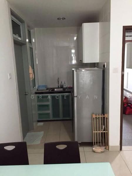 Kediaman Servis untuk Disewa di Pangsapuri Tanah Emas (Golden Sands) - Grace Yan - Kitchen - PropertyGuru.com.my