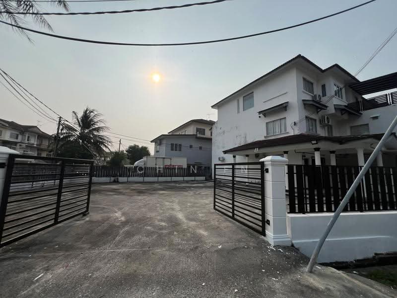 Rumah Bandar untuk Dijual di Taman Bukit Chedang (Seremban) - CHIN FN - Exterior - PropertyGuru.com.my