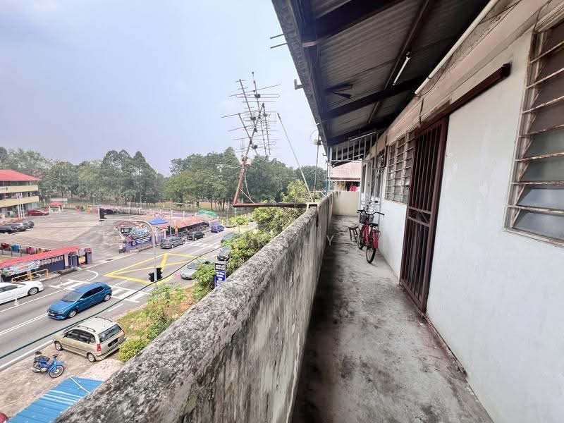 Rumah Flat untuk Dijual di Flat Taman Ungku Tun Aminah - Pier Lye - Exterior - PropertyGuru.com.my