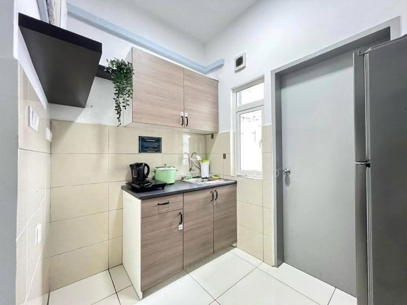 Service Residence for Rent at TR Residence - Alicia Soo - Kitchen - PropertyGuru.com.my