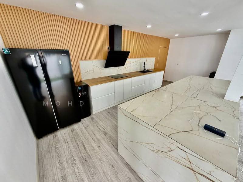 Semi-Detached House for Sale in Taman United (Jalan Klang Lama (Old Klang Road)) - Mohd Nor Fahmi - Kitchen - PropertyGuru.com.my