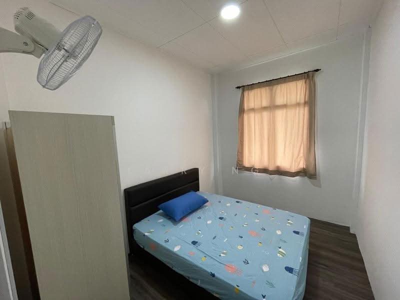 Pangsapuri untuk Dijual di Ria 2 Apartment - Larry Ng - Bedroom - PropertyGuru.com.my