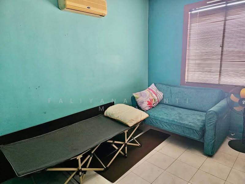Apartment for Sale at Vista Pinggiran Apartment - Faliyana binti Muda - PropertyGuru.com.my
