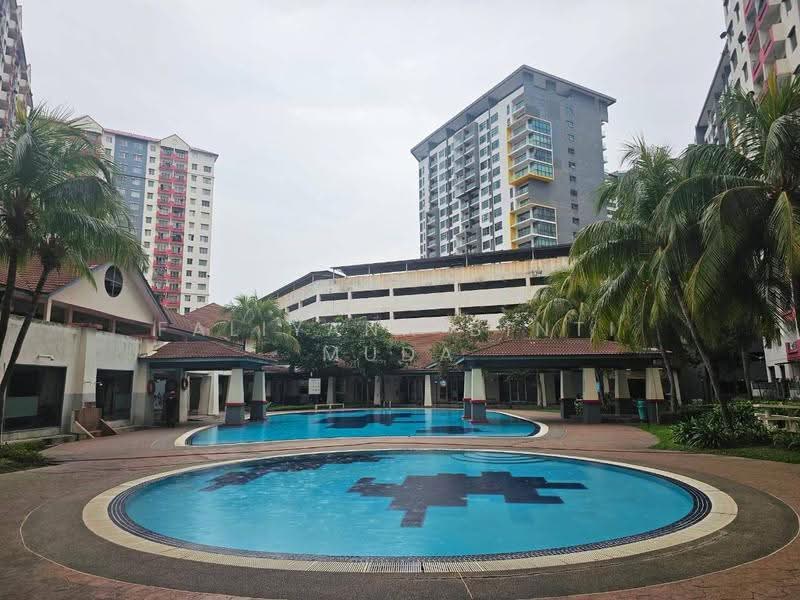 Apartment for Sale at Vista Pinggiran Apartment - Faliyana binti Muda - PropertyGuru.com.my