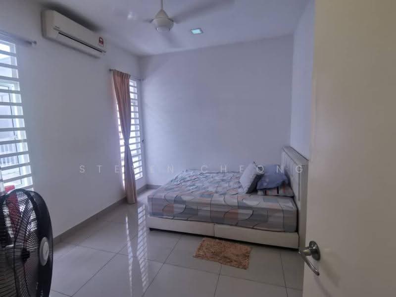 Semi-Detached House for Sale in Rawang (Selangor) - Steven Cheong - Bedroom - PropertyGuru.com.my