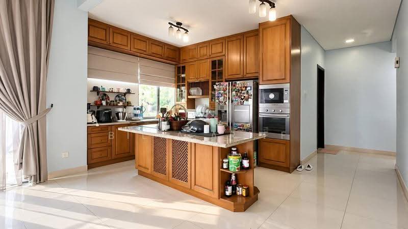 Bungalow House for Sale in Shah Alam (Selangor) - BILYA ARIFF - Kitchen - PropertyGuru.com.my